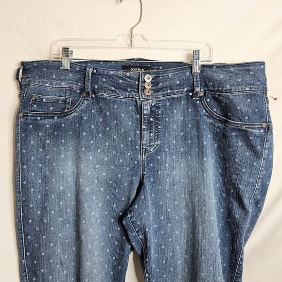TORRID DENIM Skinny Jeans Pants MEDIUM WASH BLUE w POLKA DOTS size 24 Smoothing - Picture 4 of 10